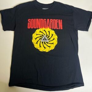 Soundgarden Black T-Shirt with Yellow Graphic - Size Large